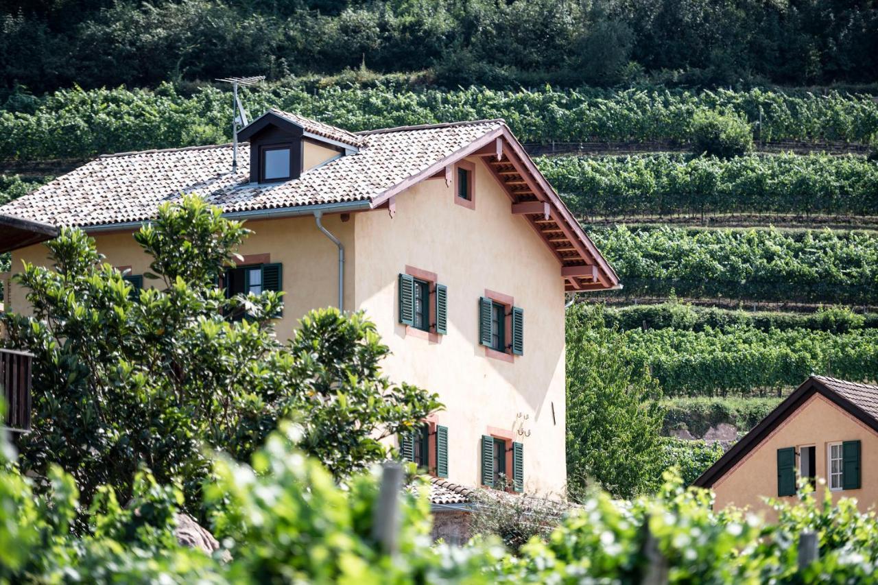 Апартаменты Weingut Kornell - Schafferhaus Cosmas Und Zeder Терлано Экстерьер фото